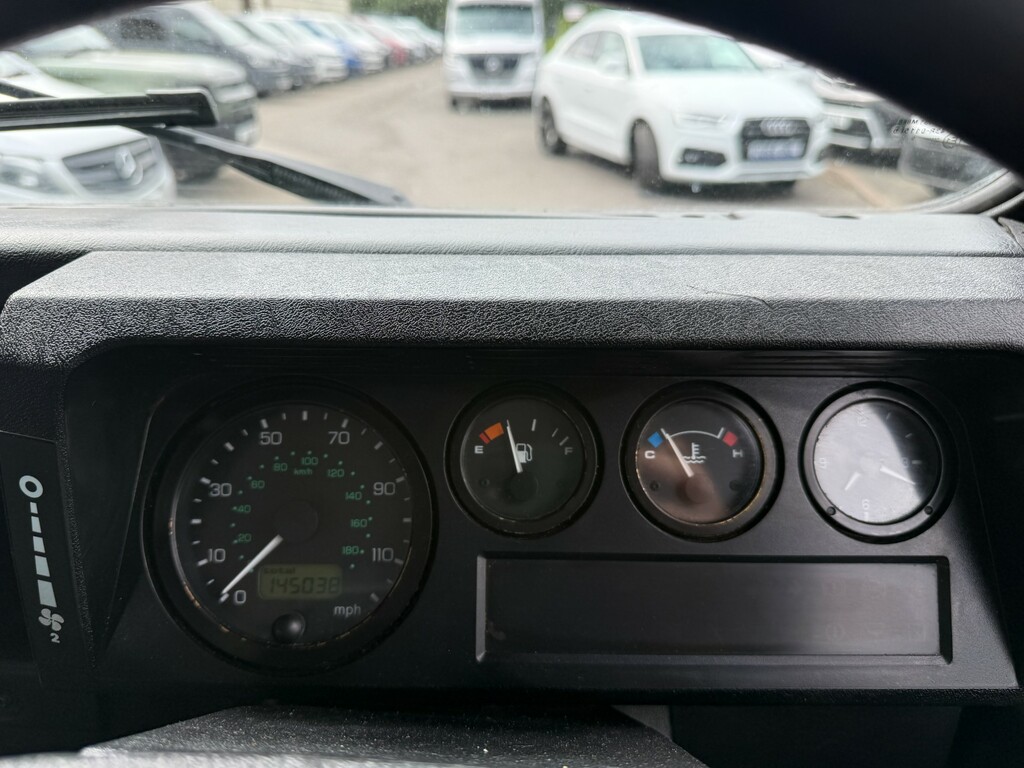 Land Rover Defender 110 Xs Station Wagon Td5 Black #14