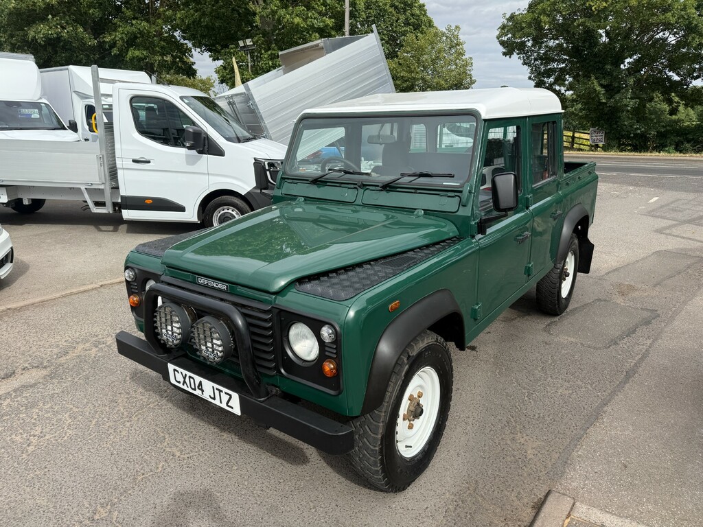 Land Rover Defender 110 Pickup Green #6