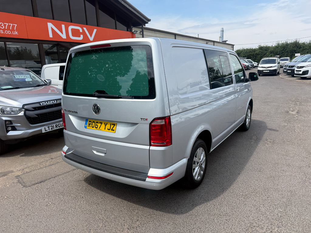 Volkswagen Transporter 2.0 Tdi T32 Bluemotion Tech Highline Fwd Swb Euro White #3