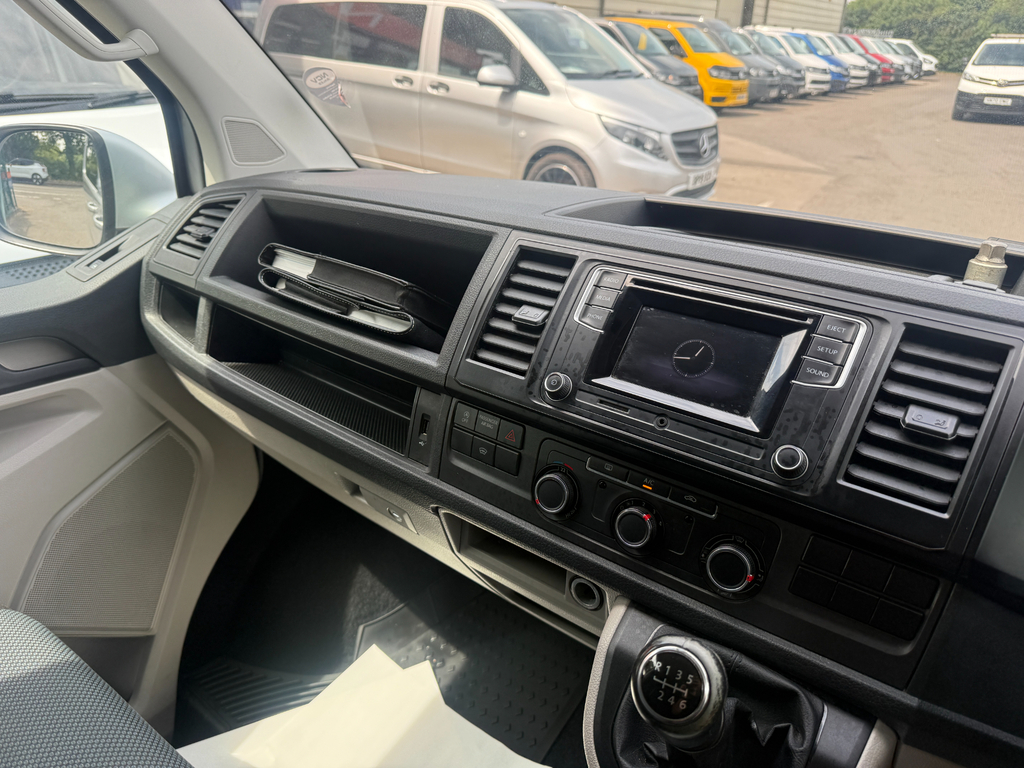 Volkswagen Transporter 2.0 Tdi T32 Bluemotion Tech Highline Fwd Swb Euro White #15