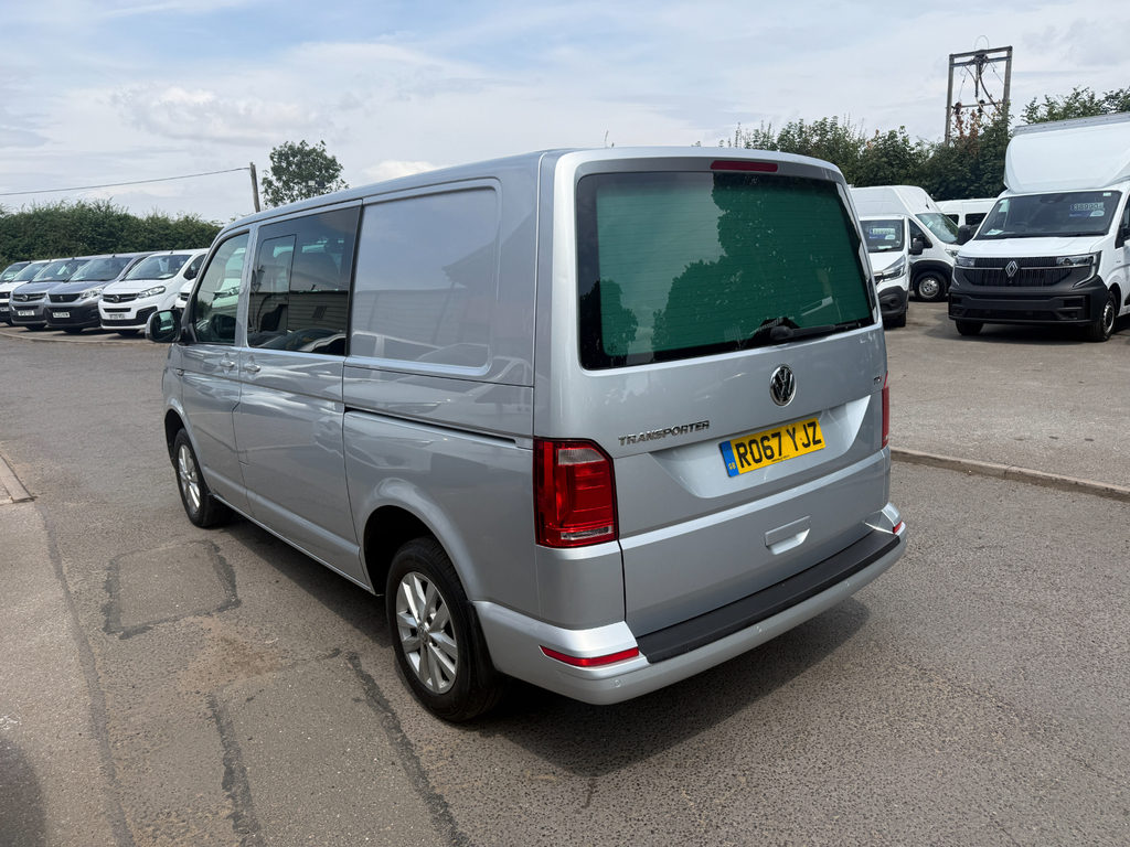 Volkswagen Transporter 2.0 Tdi T32 Bluemotion Tech Highline Fwd Swb Euro White #5
