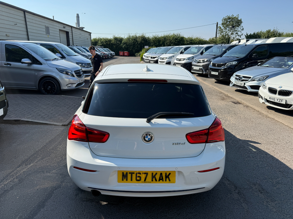 BMW 1 Series Sport 1 Series White #4