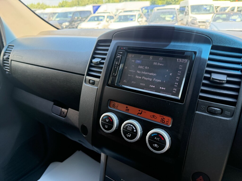 Nissan Navara 2014 3.0 Dci V6 Outlaw 4Wd Euro 5 Grey #19