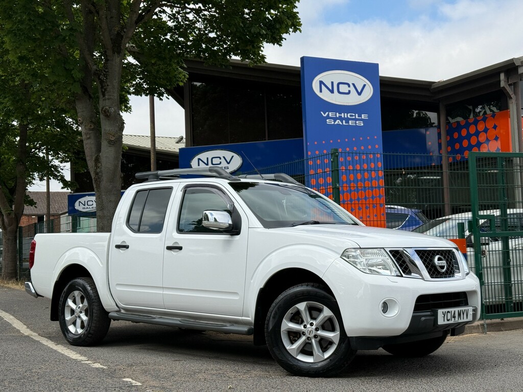 Nissan Navara Dci Tekna 4X4 Shr Dcb No Vat White