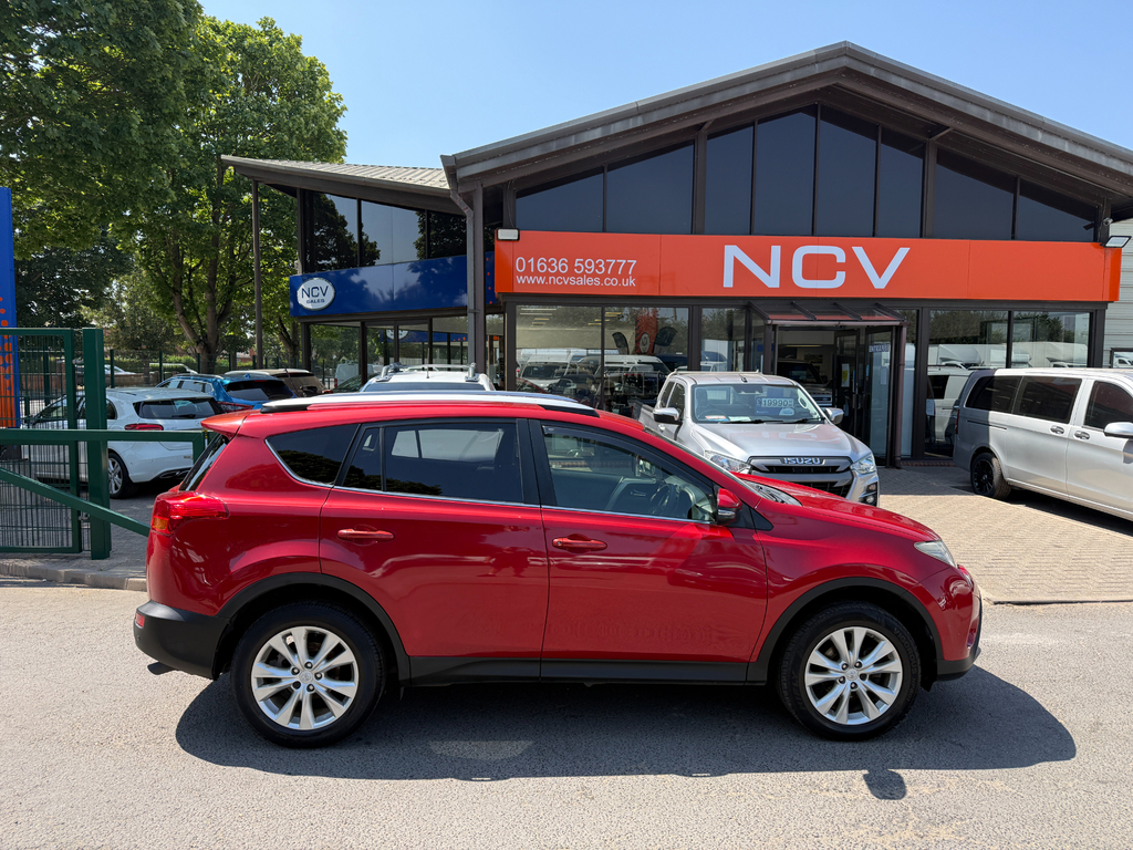 Toyota Rav 4 D-4d Invincible Awd Red #2