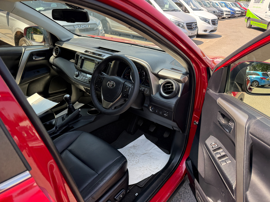 Toyota Rav 4 4 D-4d Icon Red #12