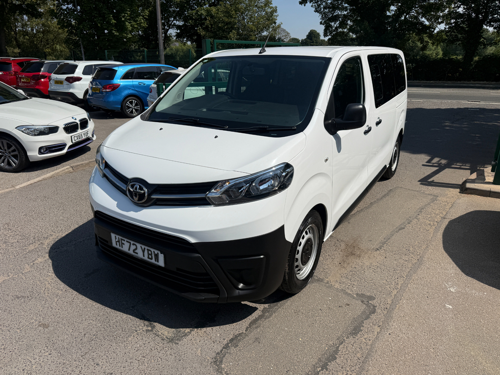 Toyota Proace Verso Combi White #4