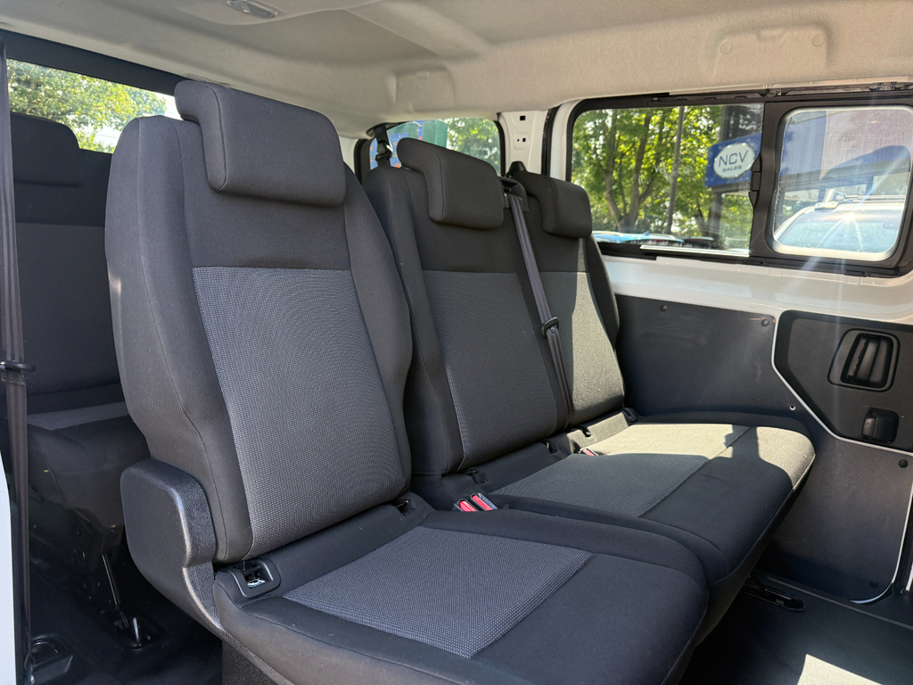 Toyota Proace Verso Combi White #7
