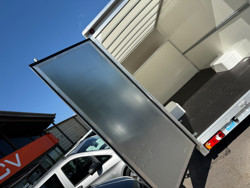 Renault Master Master Lm35 Blue Dci 150 Advance Medium Roof Van A White #8