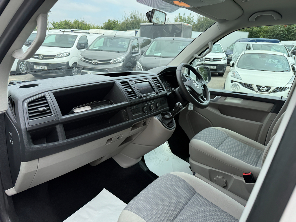 Volkswagen Transporter Shuttle 2L Se Grey #7