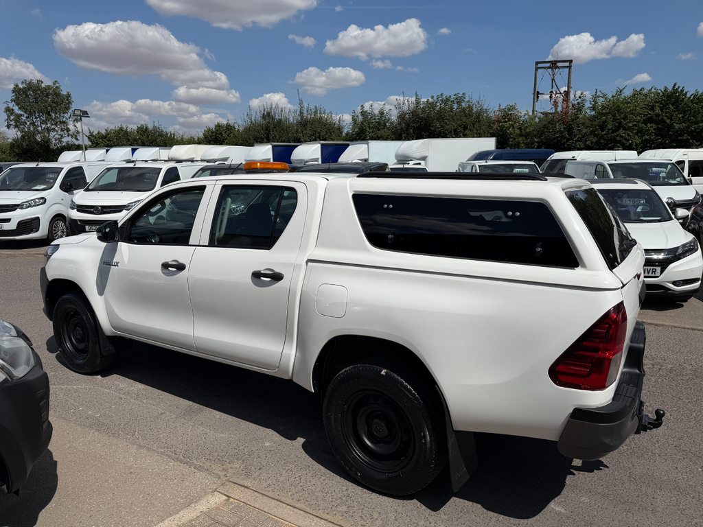 Toyota HILUX Active Dcab Pick Up 2.4 D-4d Grey #9