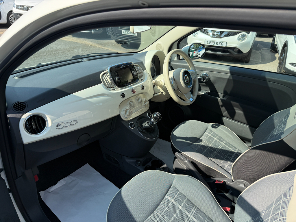 Fiat 500 Lounge 3dr White #4