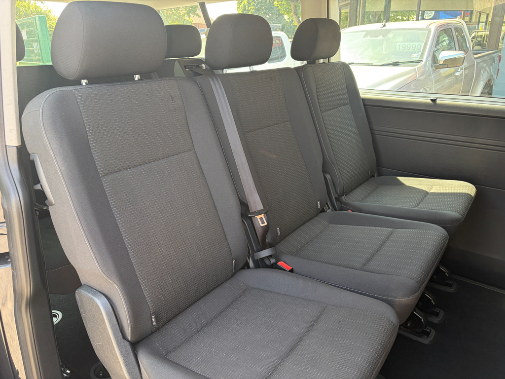 Volkswagen Transporter Shuttle 2016 2.0L T32 Tdi Shuttle Se Bmt 148 Bhp Silver #12