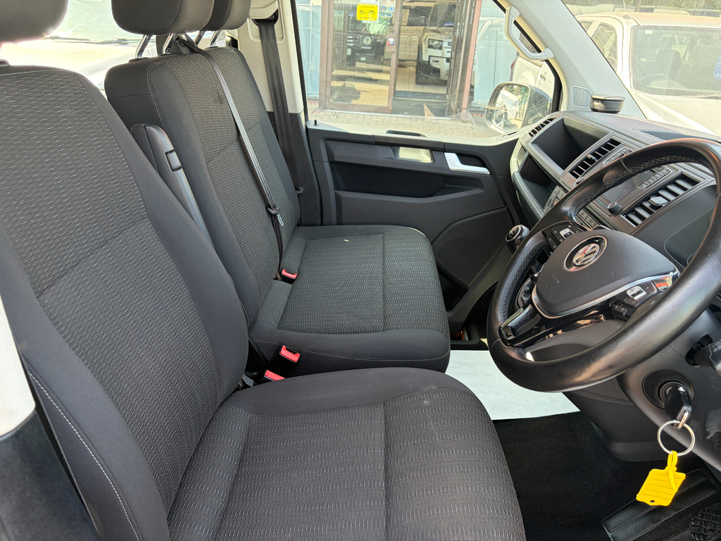 Volkswagen Transporter Shuttle 2016 2.0L T32 Tdi Shuttle Se Bmt 148 Bhp Silver #14