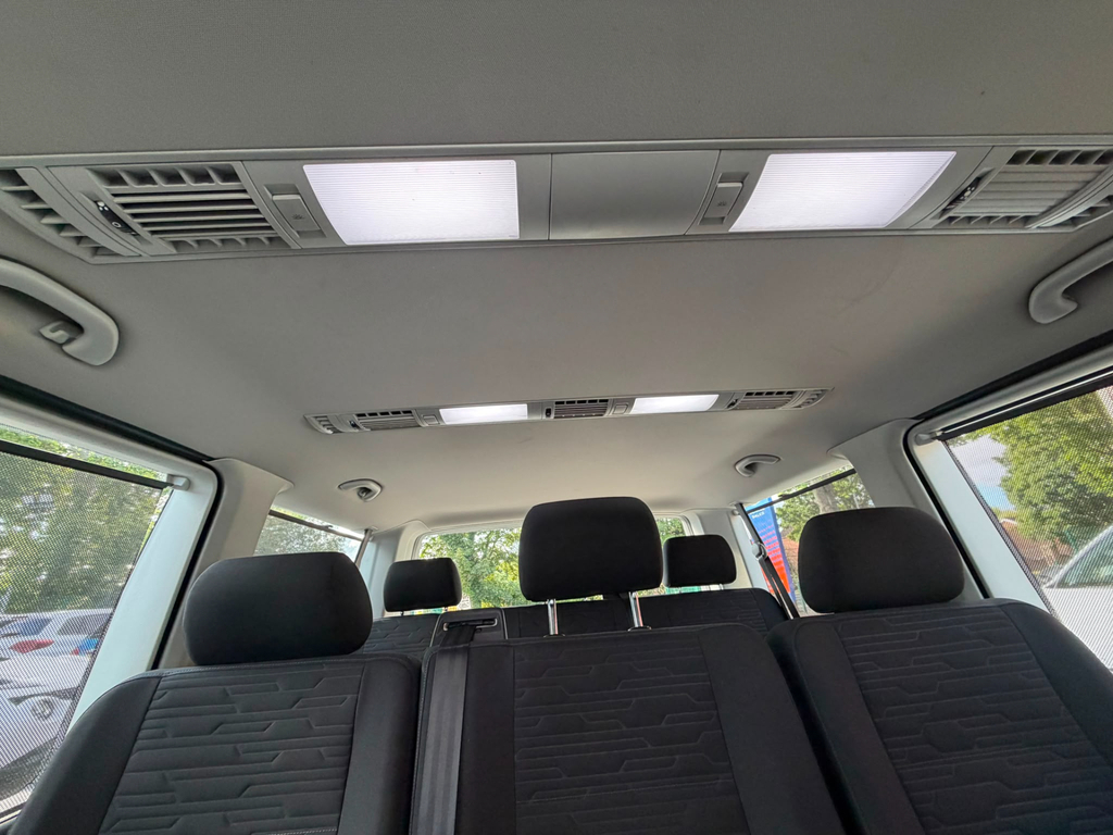 Volkswagen Transporter Shuttle 2.0 Tdi 150Ps Se Minibus Dsg Silver #13