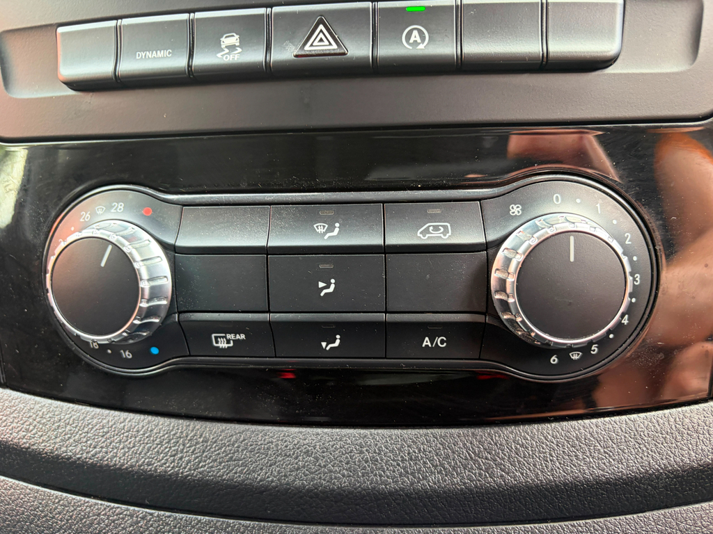 Mercedes-Benz Vito 2L Progressive White #13