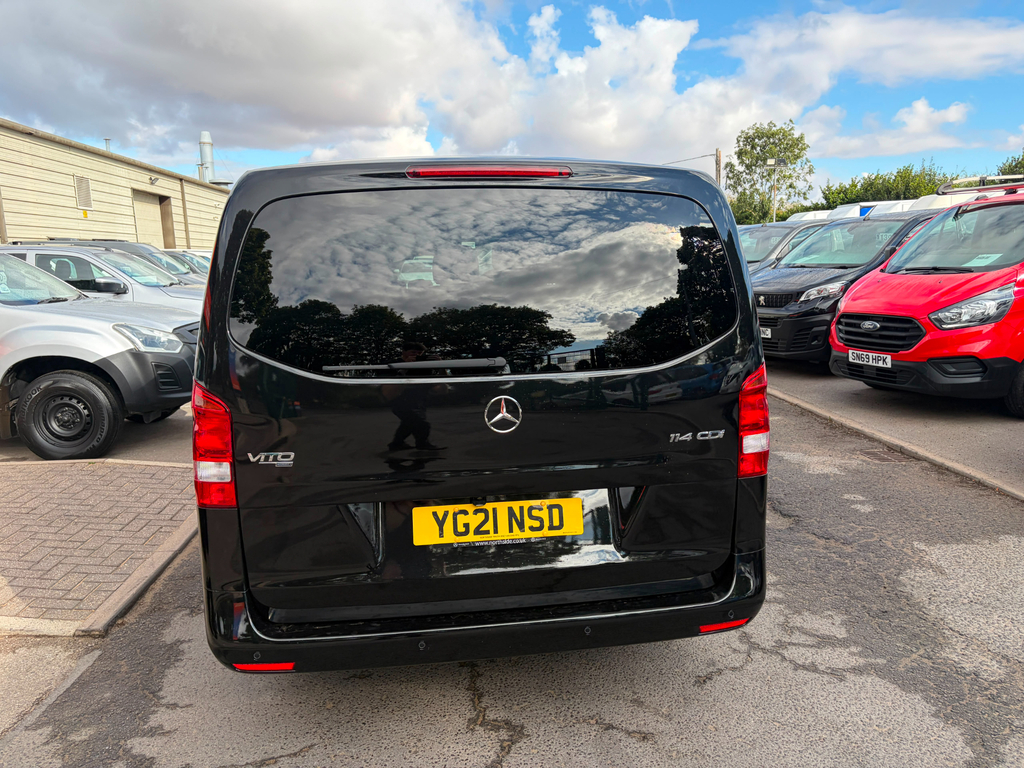 Mercedes-Benz Vito 2L Progressive White #12