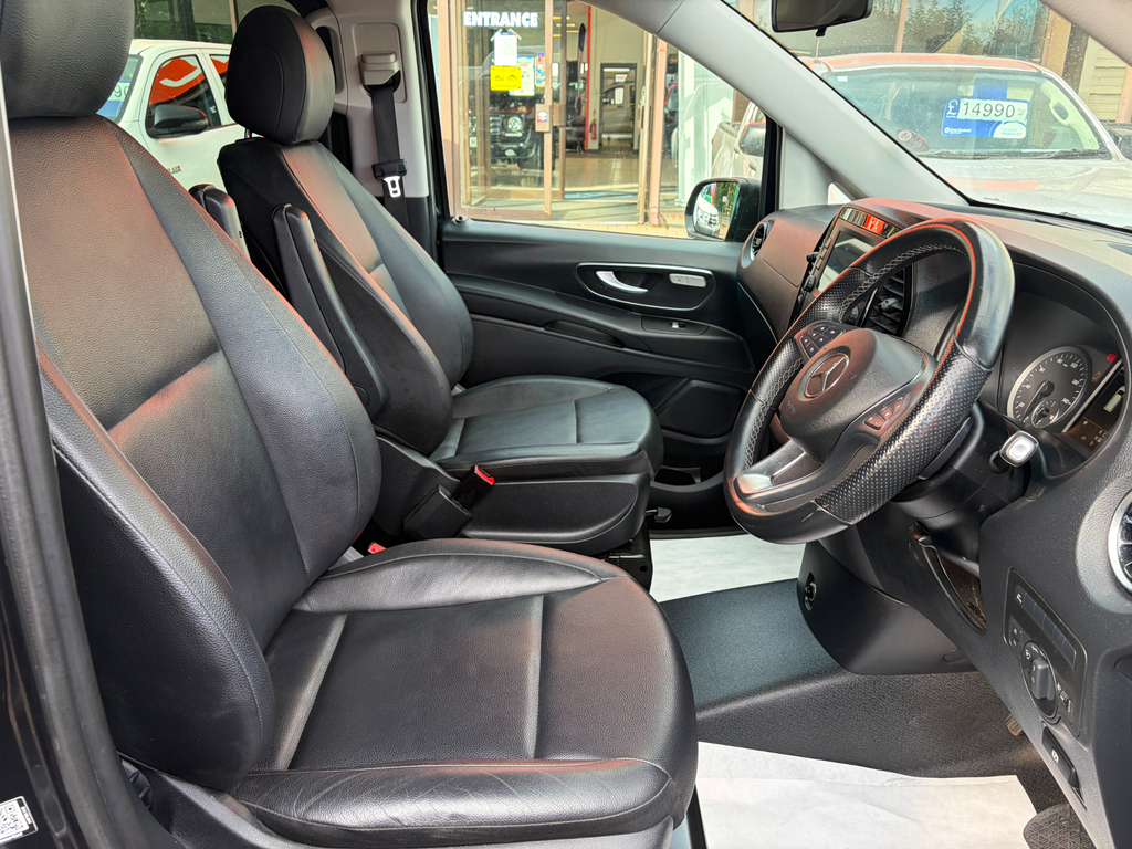 Mercedes-Benz Vito 2L Progressive White #8