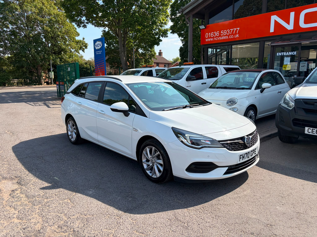 Vauxhall Astra Vauxhall Hatchback 1.2 Turbo 145 Griffin Edition 5 Red #13