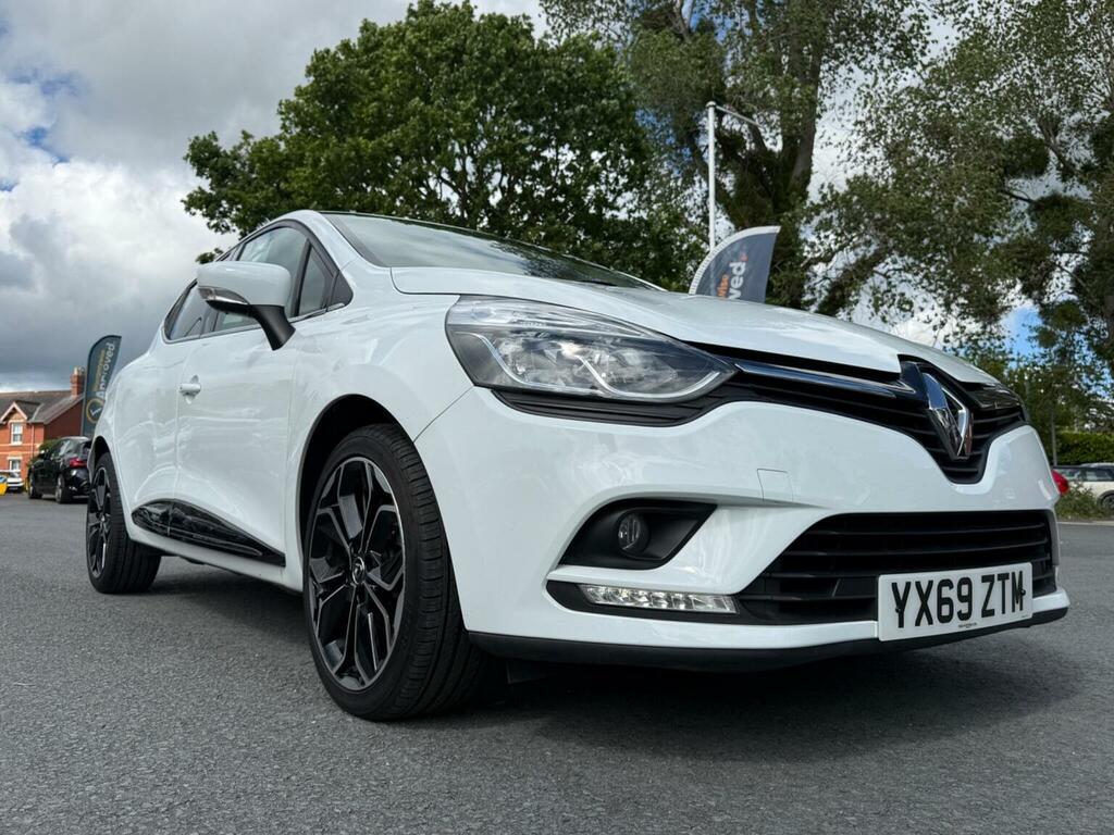 Renault Clio 0.9 Tce Iconic Euro 6 Ss White
