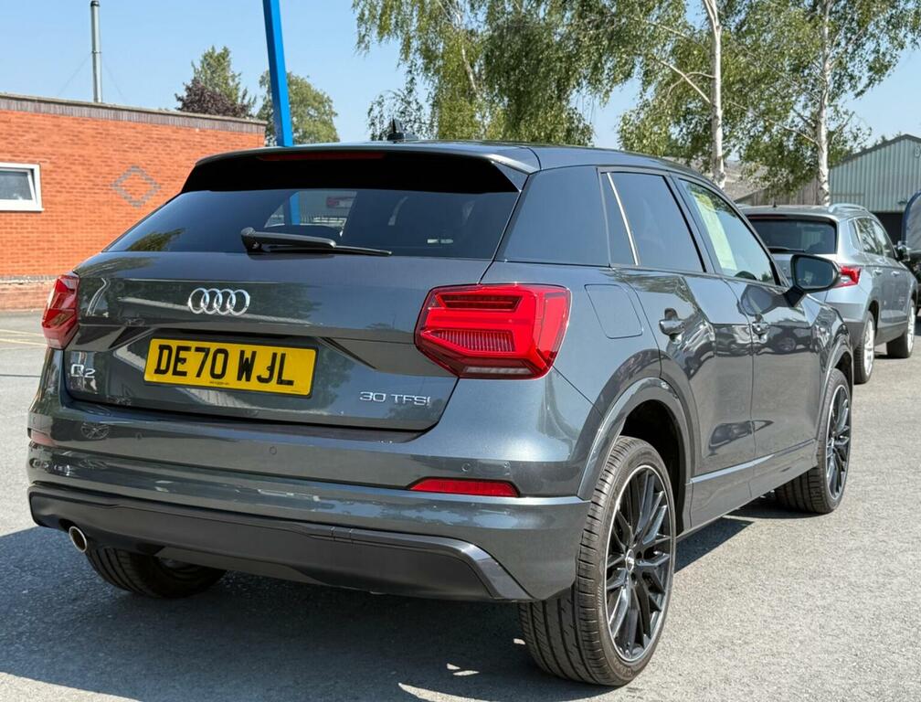 Audi Q2 1.0 Tfsi 30 Black Edition Euro 6 Ss DE70WJL Grey #4