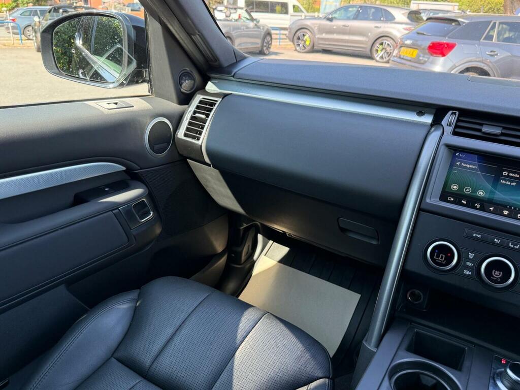 Land Rover Discovery 3.0 Sd V6 Landmark Edition 4Wd Euro 6 Ss 5 Black #4