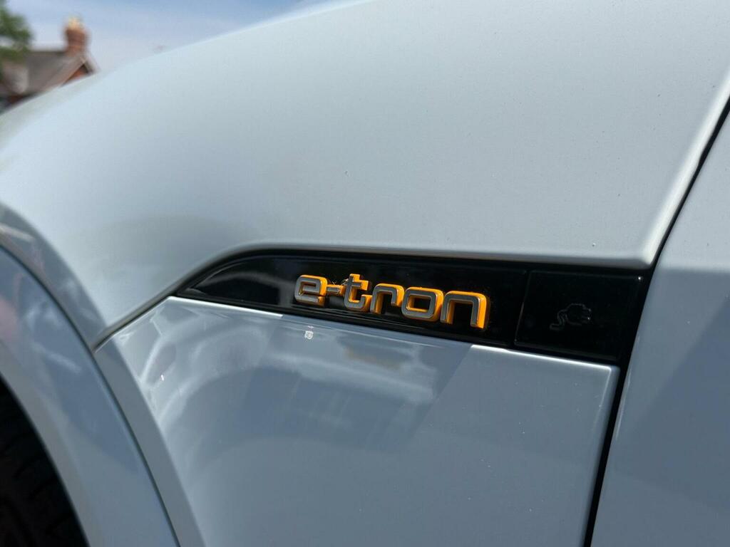 Audi E-tron 230Kw 50 Quattro Black Black #28