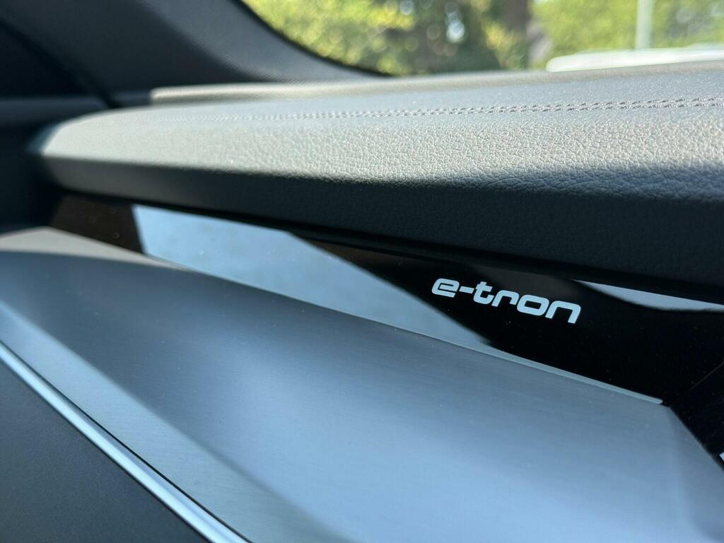 Audi E-tron 230Kw 50 Quattro Black Black #34