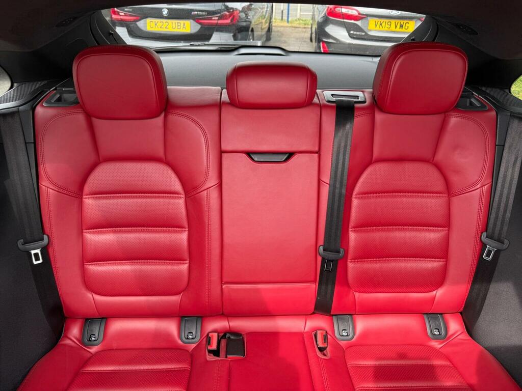 Porsche Macan Macan T Performance S-a Grey #12