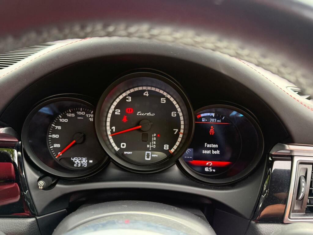 Porsche Macan Macan T Performance S-a Grey #33