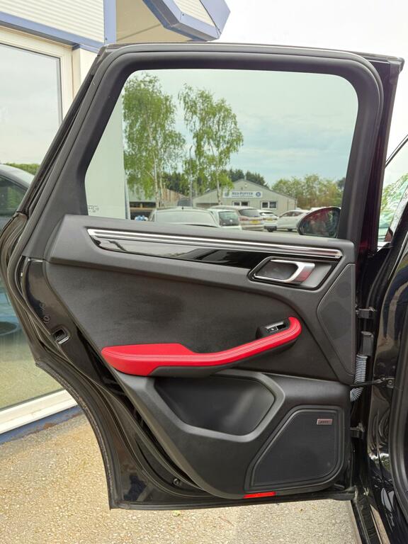 Porsche Macan Macan T Performance S-a Grey #30