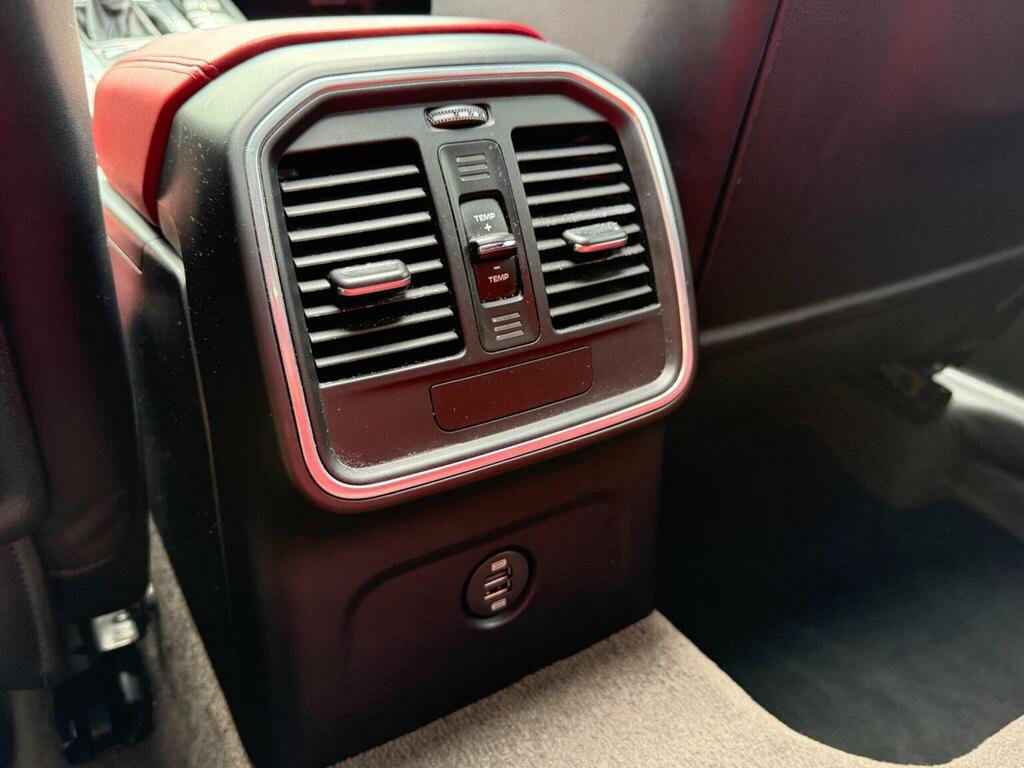 Porsche Macan Macan T Performance S-a Grey #26