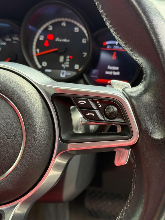 Porsche Macan Macan T Performance S-a Grey #20