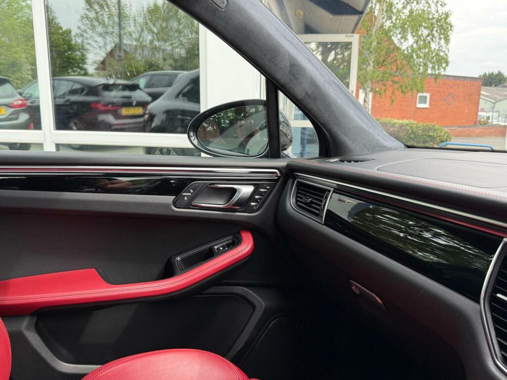 Porsche Macan 3.6T V6 Turbo Pdk 4Wd Euro 6 Ss Black #4