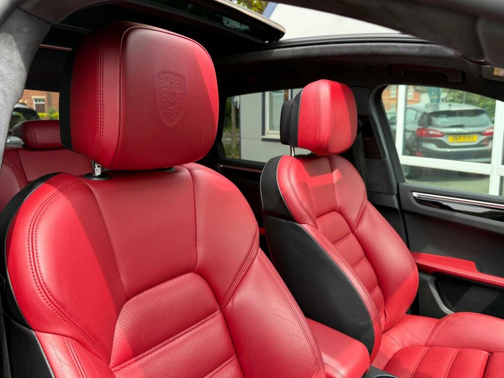 Porsche Macan Macan T Performance S-a Grey #11