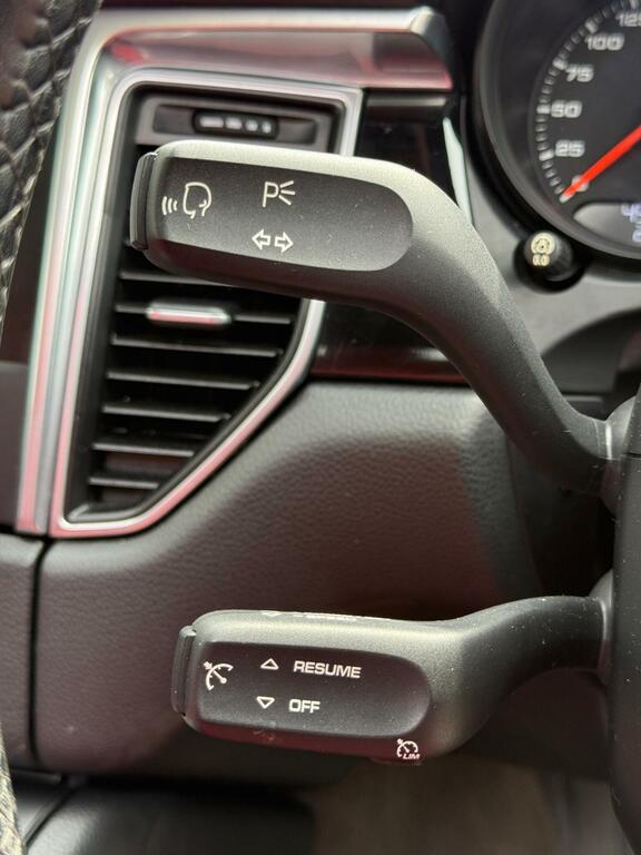 Porsche Macan Macan T Performance S-a Grey #21