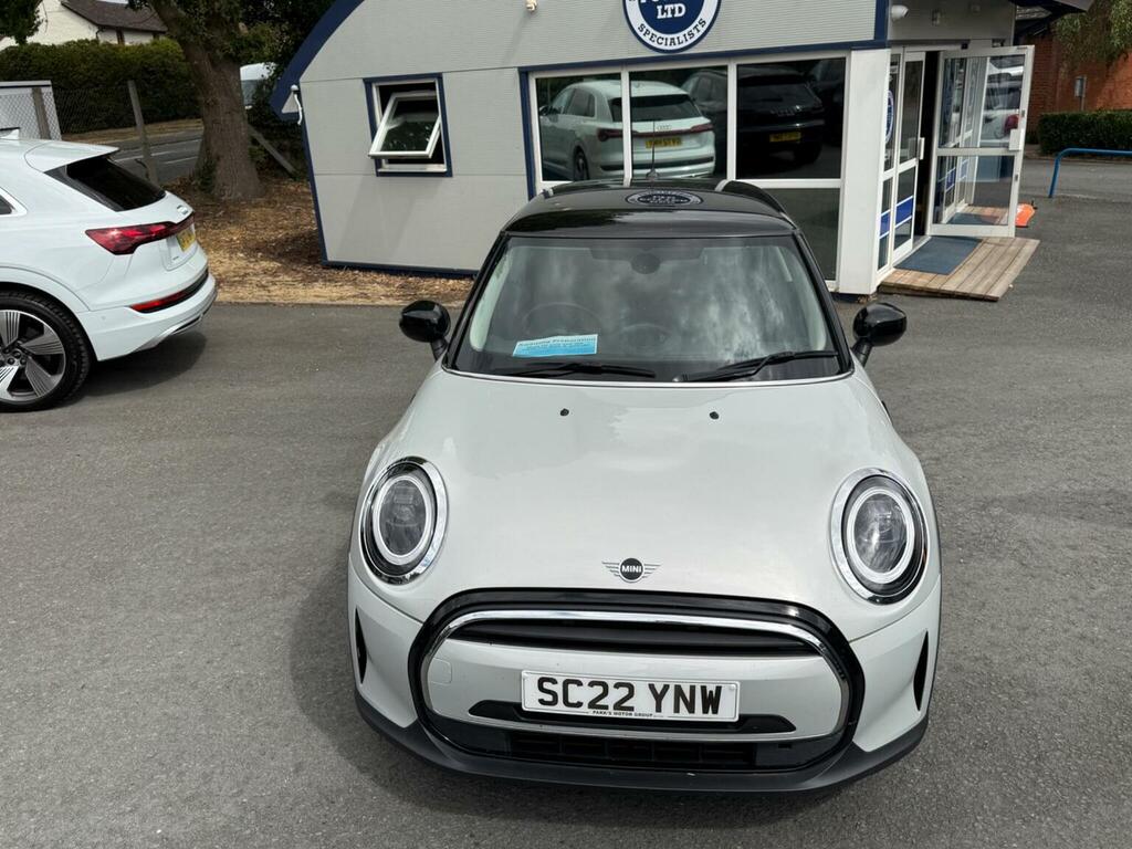 Mini Hatch 1.5 Cooper Classic Euro 6 Ss SC22YNW Silver #2