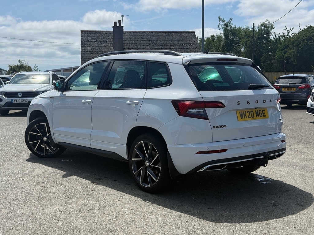 Skoda Karoq Tdi Sportline White #5
