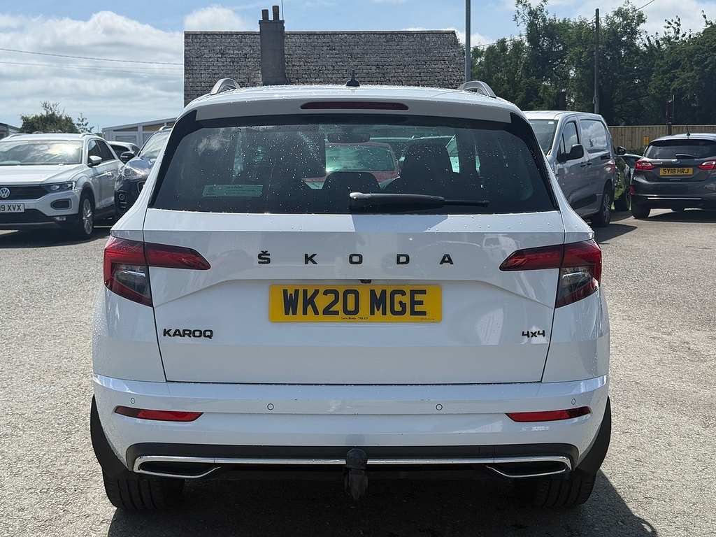 Skoda Karoq Tdi Sportline White #6