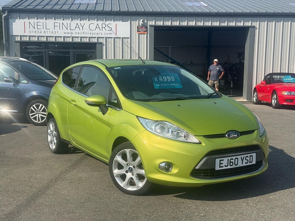 Ford Fiesta Titanium Green