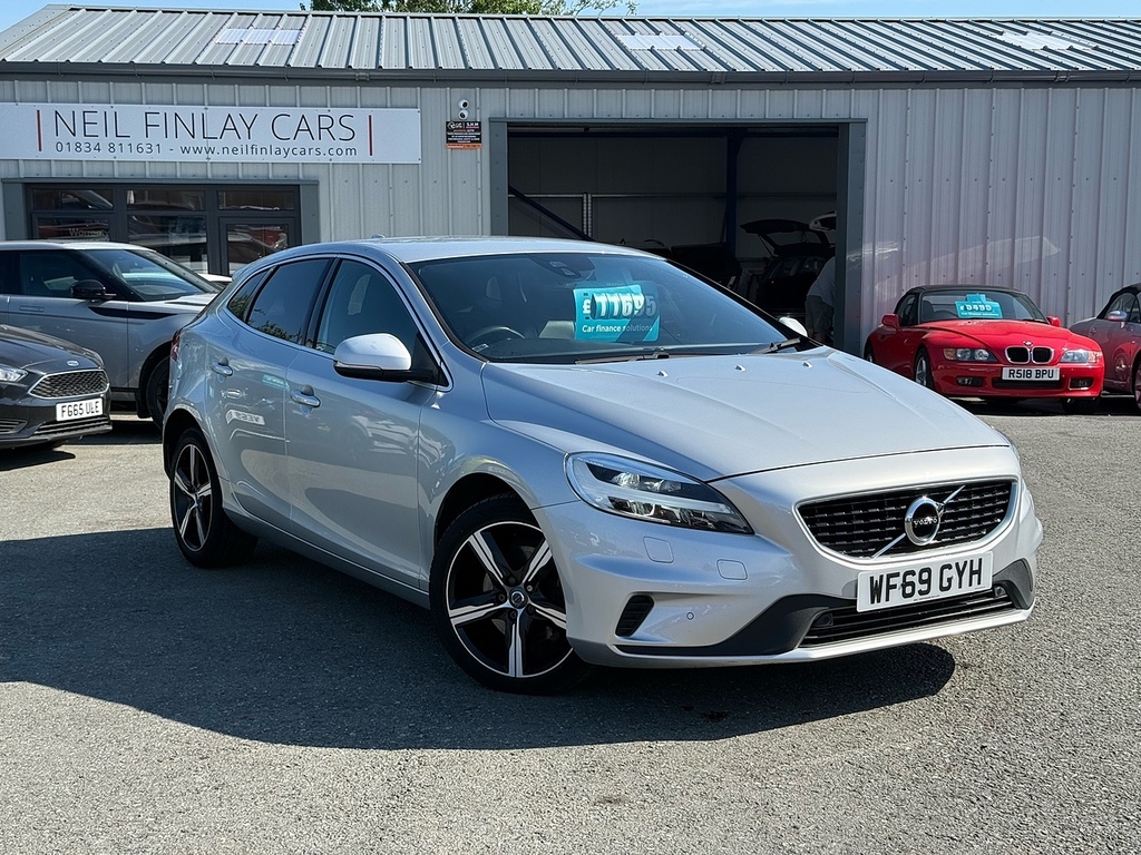 Volvo V40 T2 R-design Edition Silver