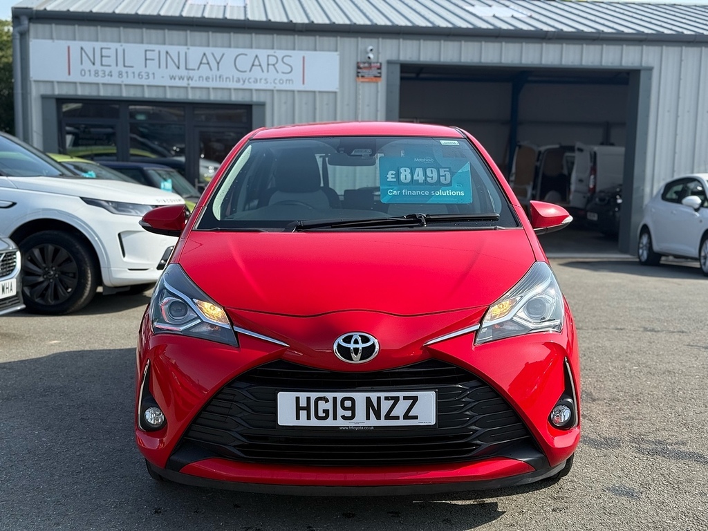 Toyota Yaris Vvt-i Icon Red #2