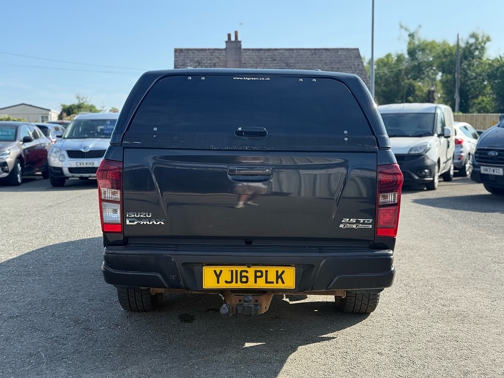 Isuzu D-Max Td Blade Black #6