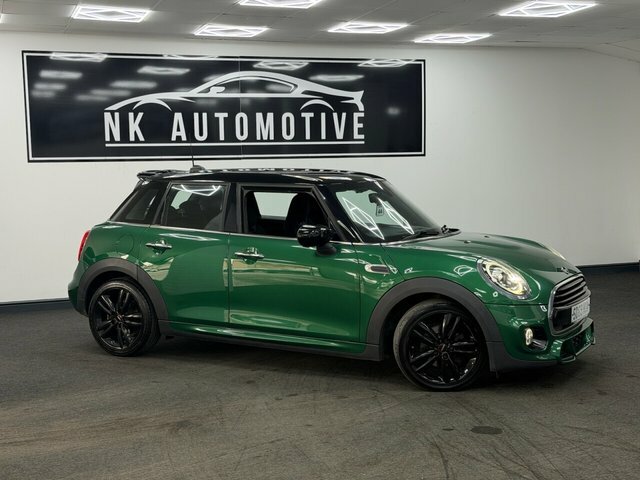 Mini Hatch 2019 1.5 Cooper Sport Hatchback SD69NUW Green #2