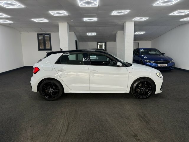 Audi A1 2021 1.0 Tfsi 30 S Line Sportback Manua CP21FFD White #3