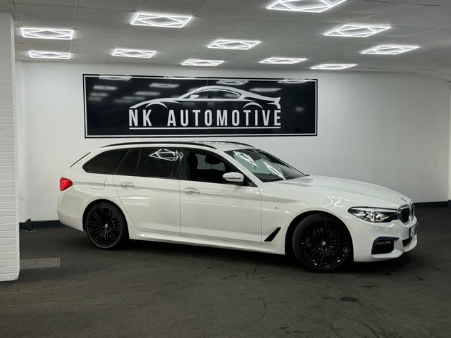 BMW 5 Series 2018 2.0 520D M Sport Touring Euro YB18DWV White #2