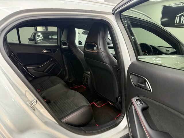 Mercedes-Benz GLA Class Gla 200 Se White #15