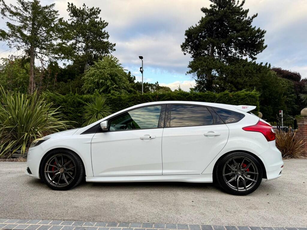 Ford Focus 2.0T Ecoboost St-3 Euro 5 Ss 201363 White #4