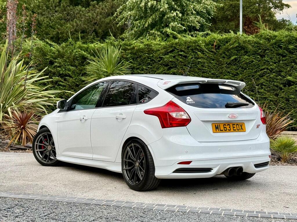 Ford Focus 2.0T Ecoboost St-3 Euro 5 Ss 201363 White #2