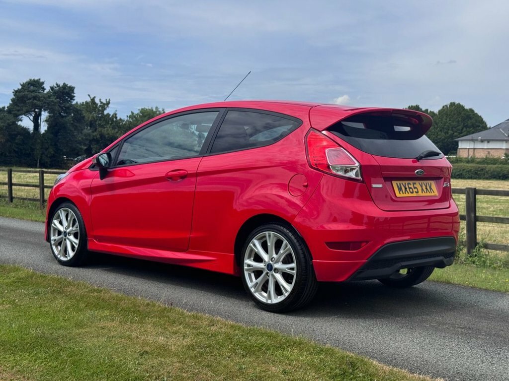 Ford Fiesta 1L Zetec S Red #6